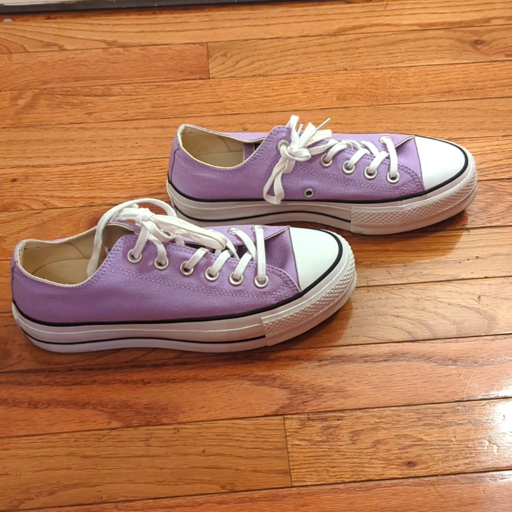 Women's Washed Lilac/Black/White Platform Converse Sneakers